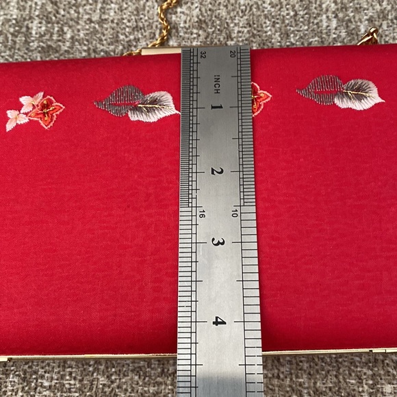 Red Synthetic Embroidered Clutch Purse - Picture 9 of 10